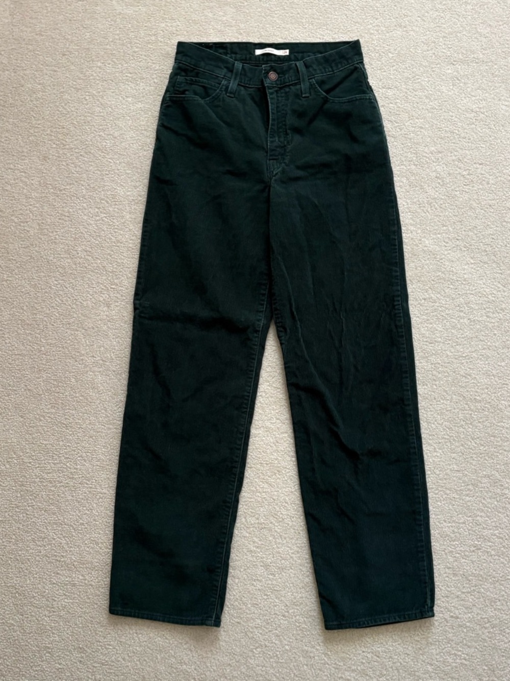NWOT Levi’s Women’s ‘94 Baggy Corduroy Pants. Size 26.